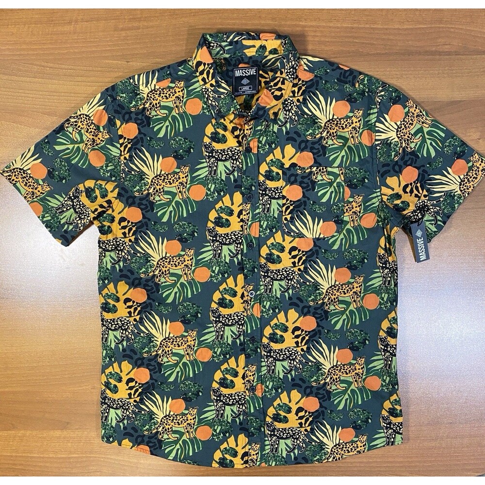 Super Massive Men’s L Button Up Shirt Leopard Cheetah Jungle Tropical Print NWT